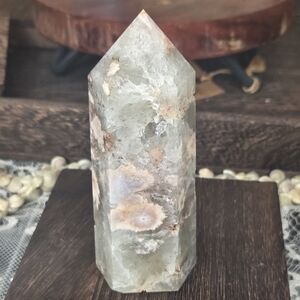 GREEN FLOWER AGATE TOWER 4.84 In